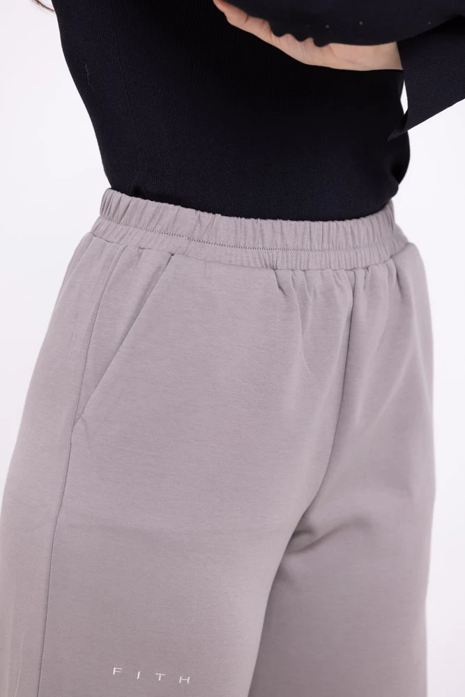 Relaxed Bottoms - REST DAY CAPSULE - Image 11