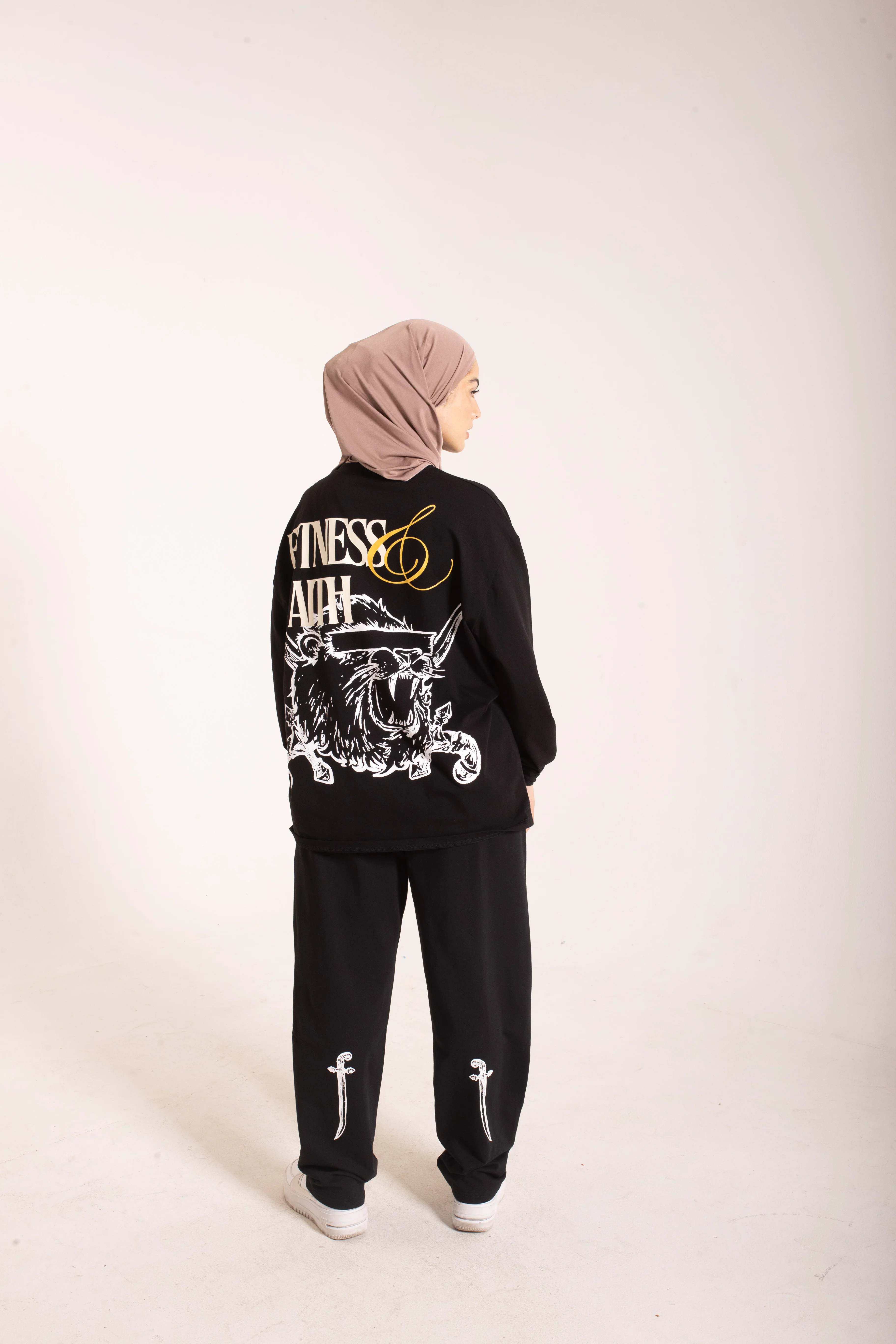 LION HEARTED - Workout Bottoms - Image 12