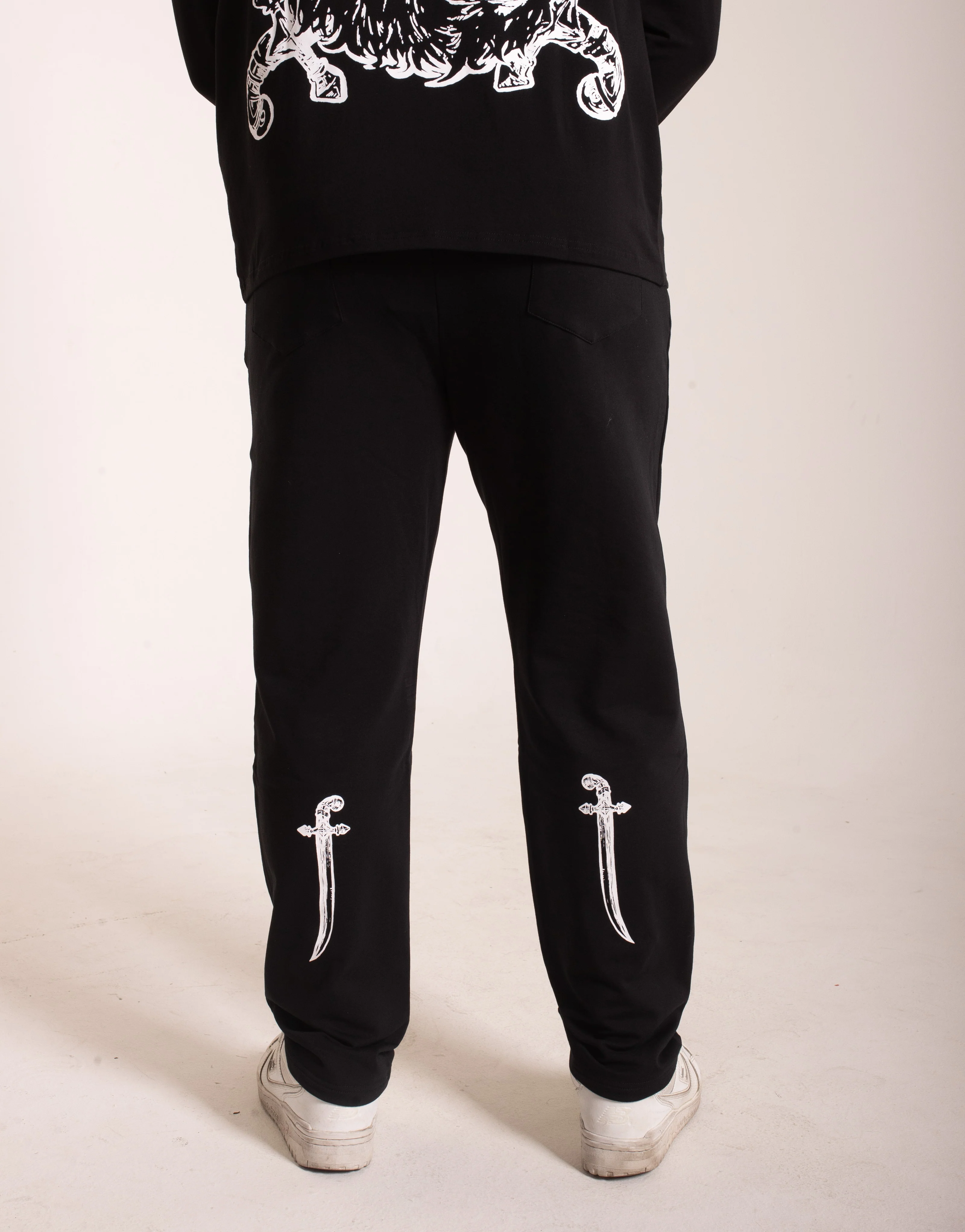 LION HEARTED - Workout Bottoms - Image 8