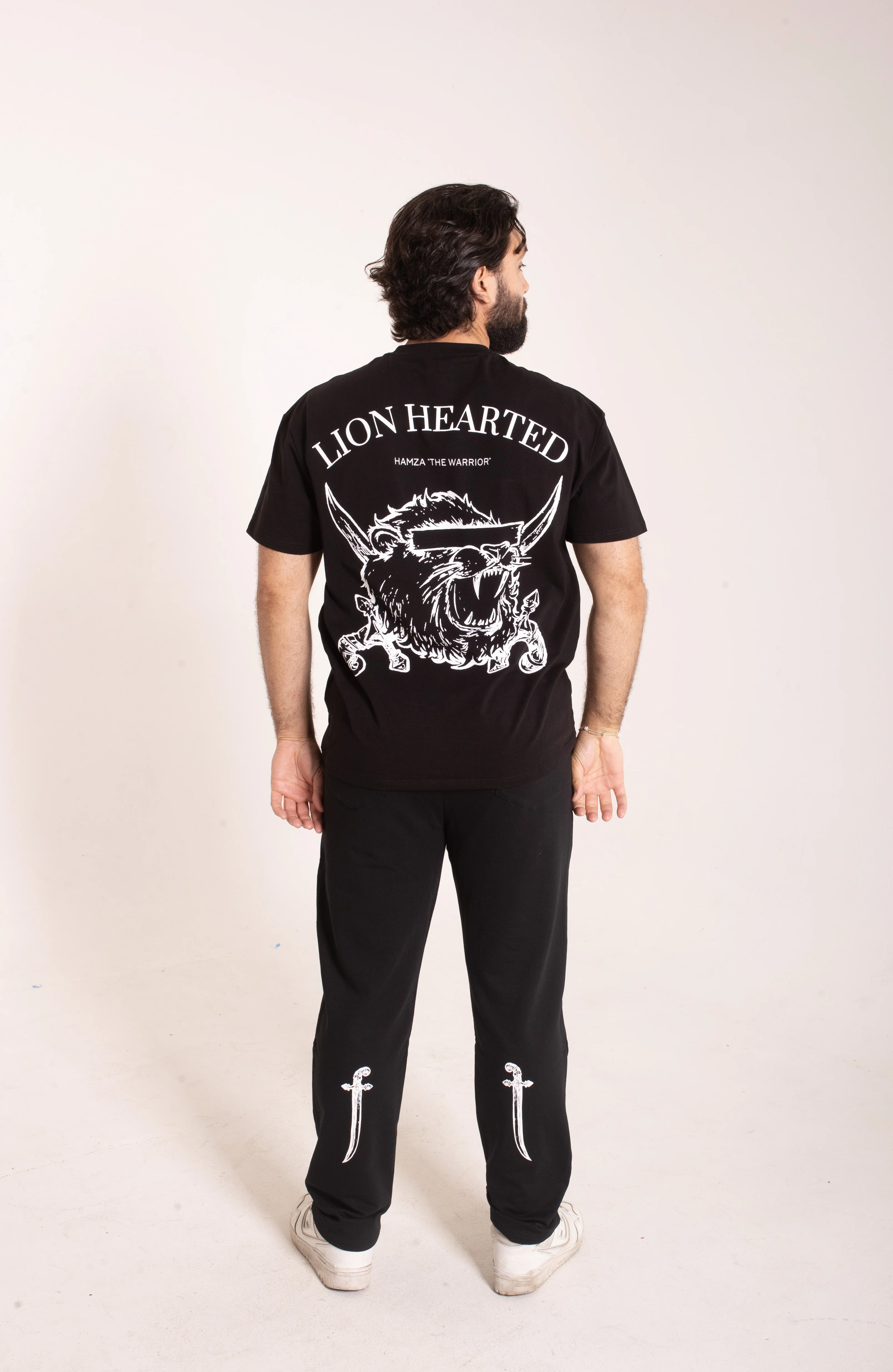 LION HEARTED - Workout Pump-Cover Up T-Shirt - Image 4