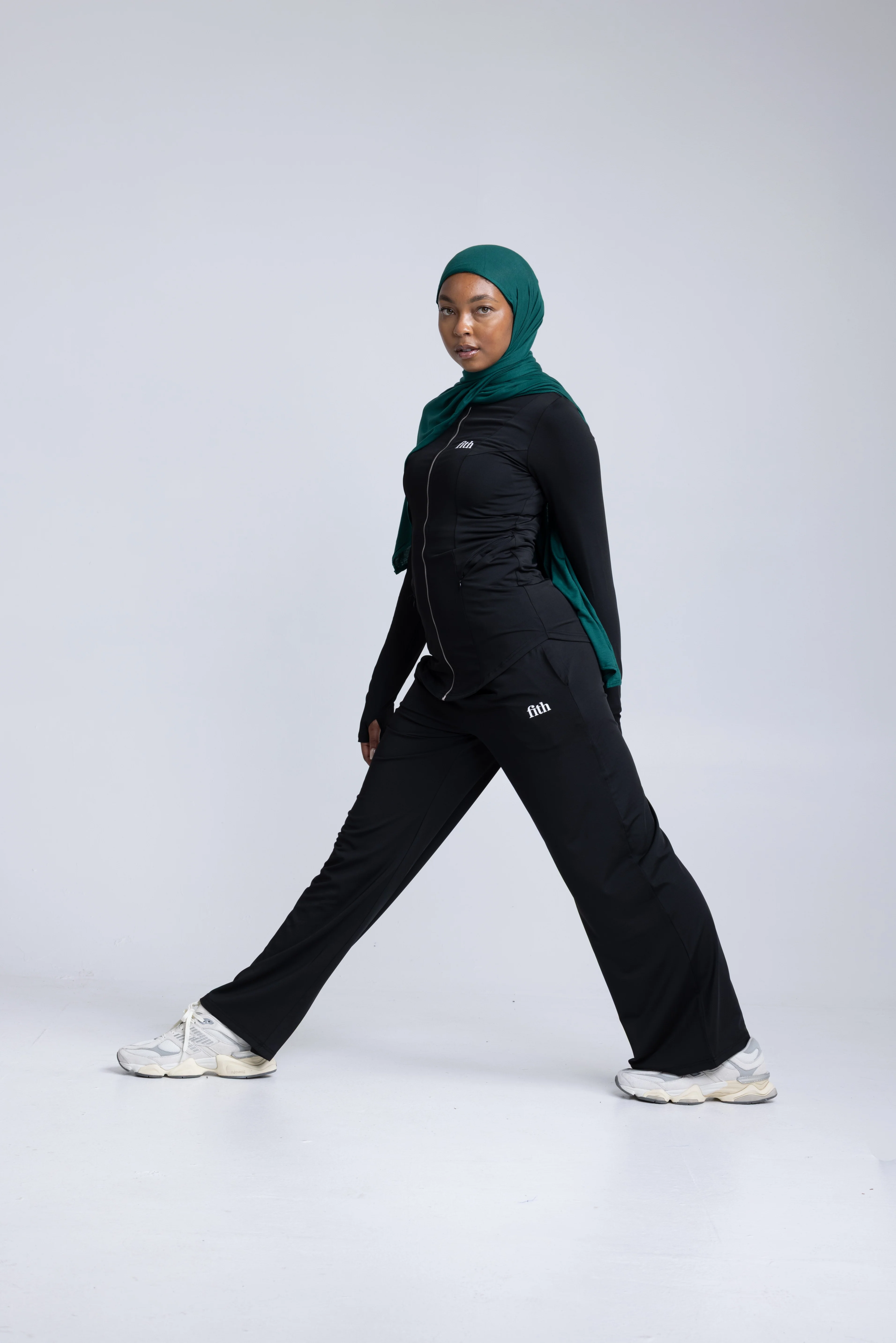 PWR Active Zip-Top - Image 5